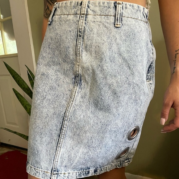 Vintage ITT High Wasit Denim Skirt - Picture 5 of 8